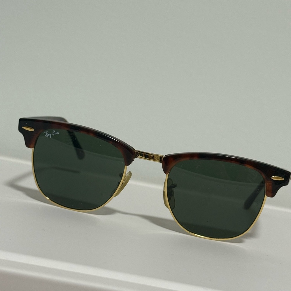 Ray-Ban Clubmaster Tortoise and Gold Sunglasses